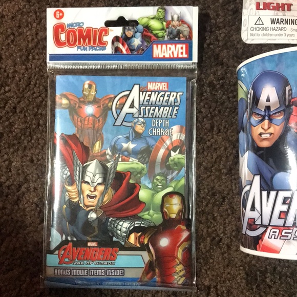 Avengers Set - Picture 4 of 7